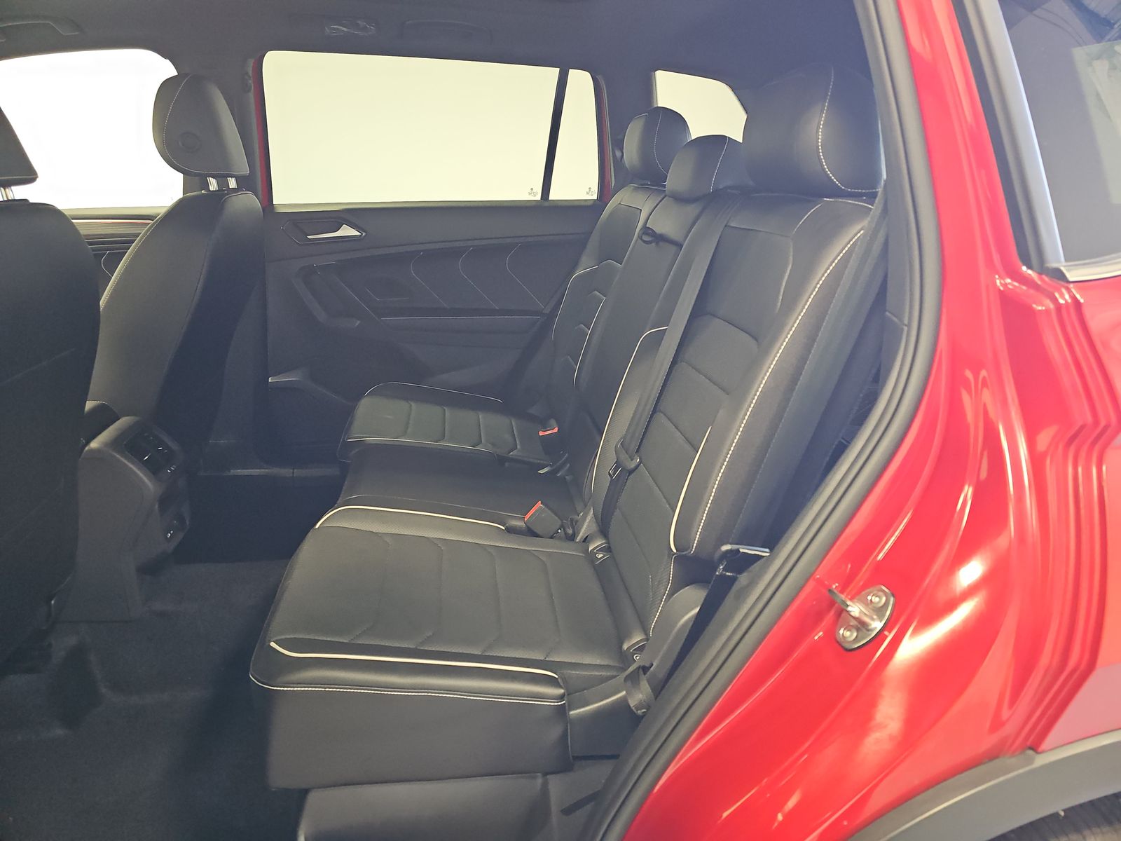 2024 Volkswagen Tiguan 2.0T SEL R-Line AWD