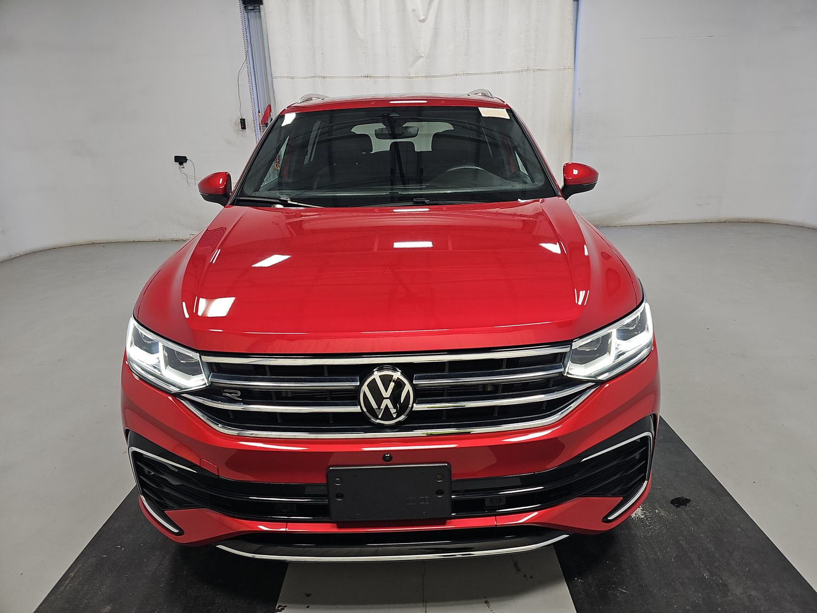 2024 Volkswagen Tiguan 2.0T SEL R-Line AWD