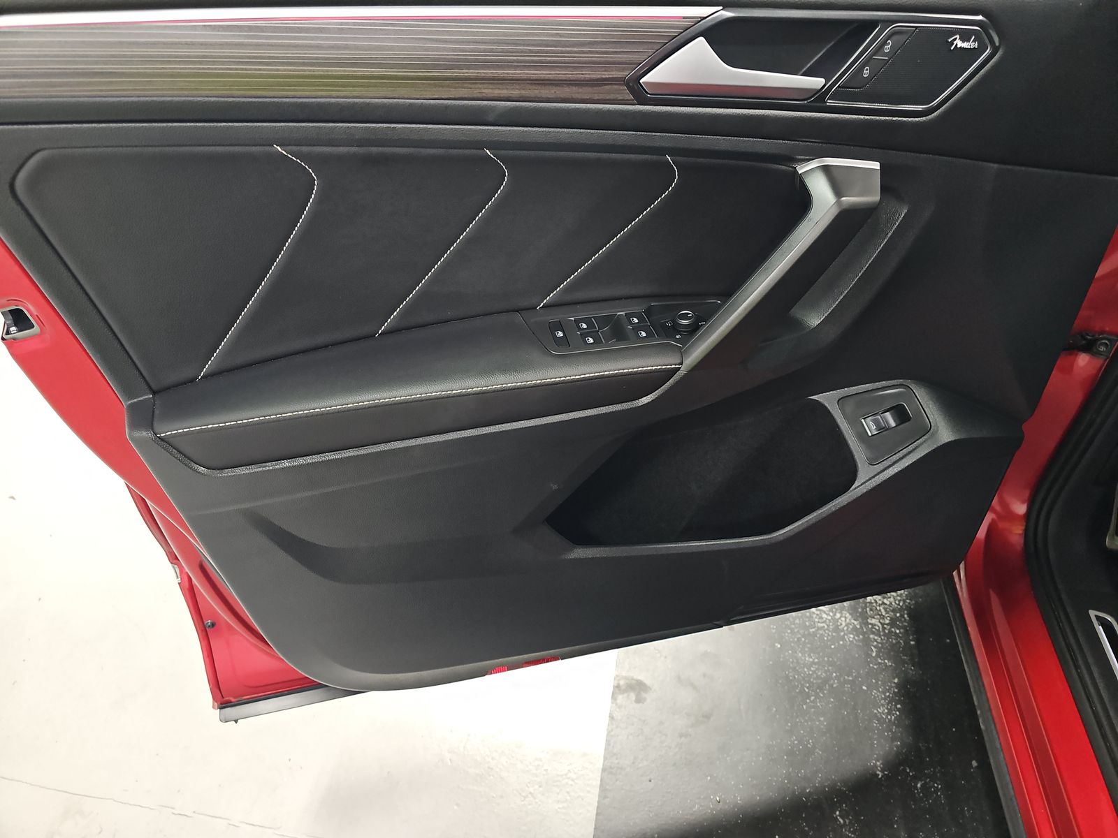 2024 Volkswagen Tiguan 2.0T SEL R-Line AWD