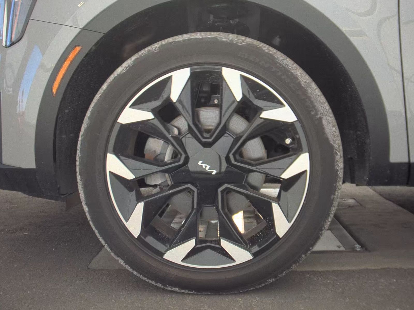 2025 Kia Sorento EX AWD