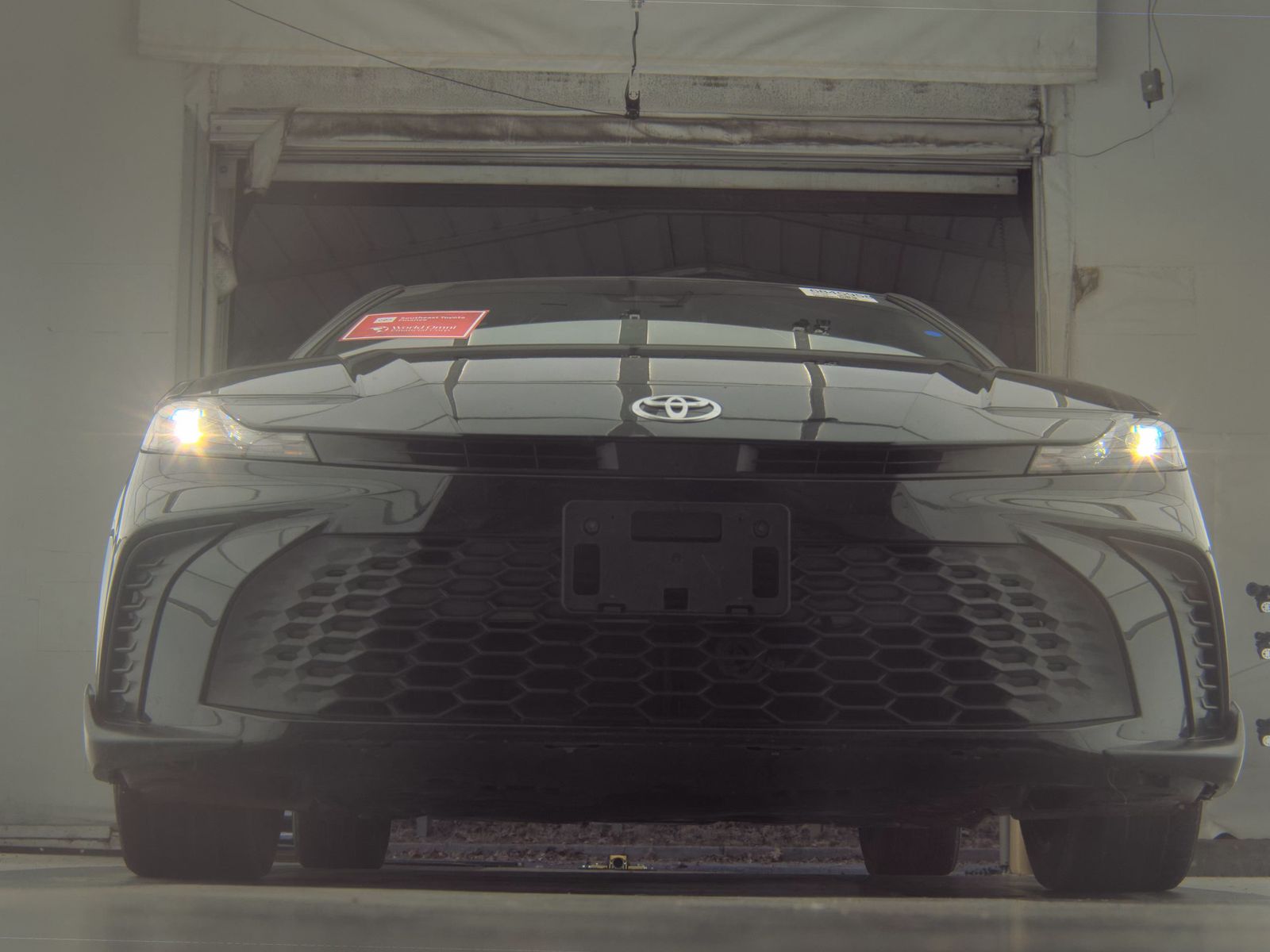 2025 Toyota Camry SE FWD