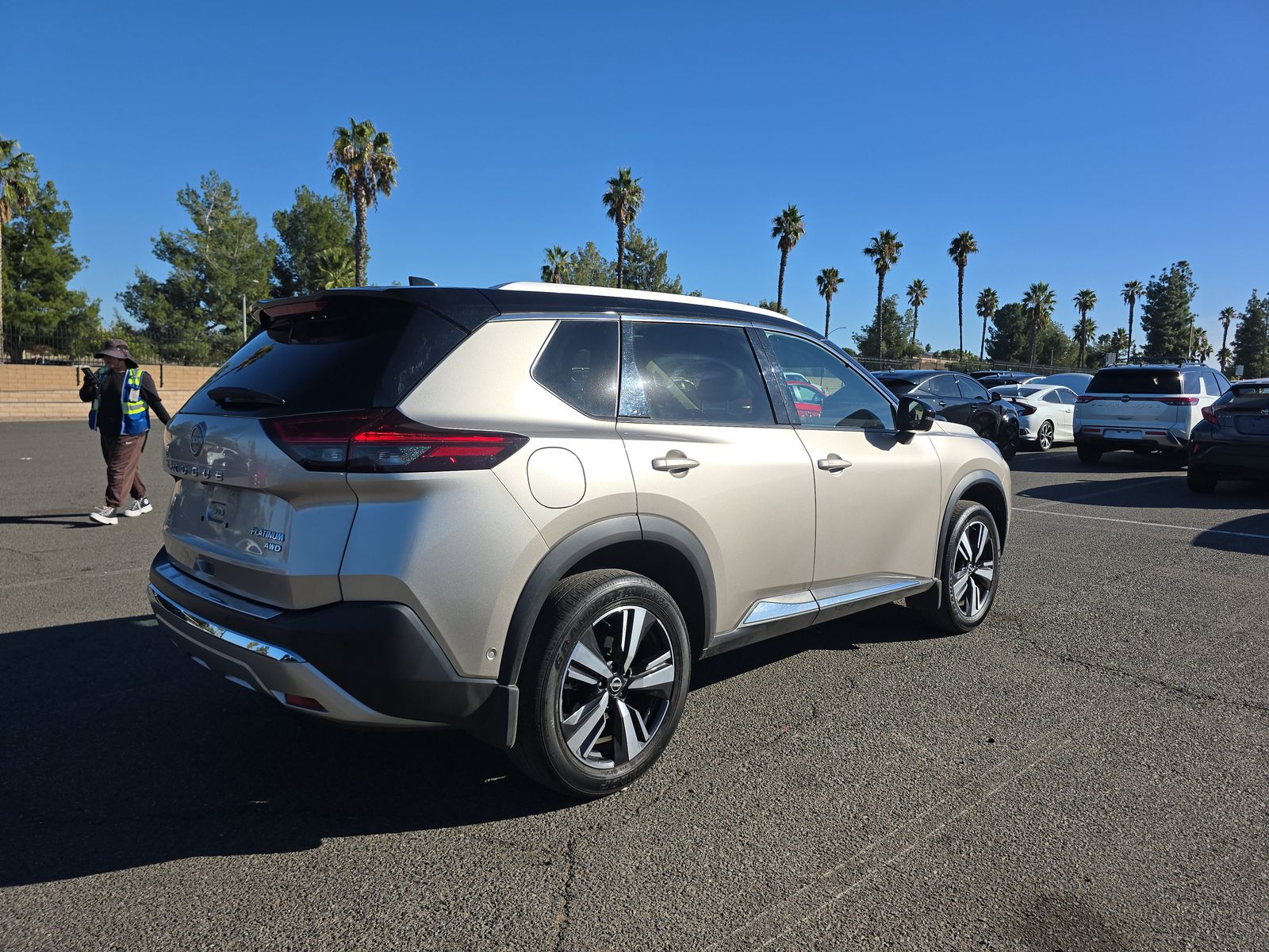 2023 Nissan Rogue Platinum AWD