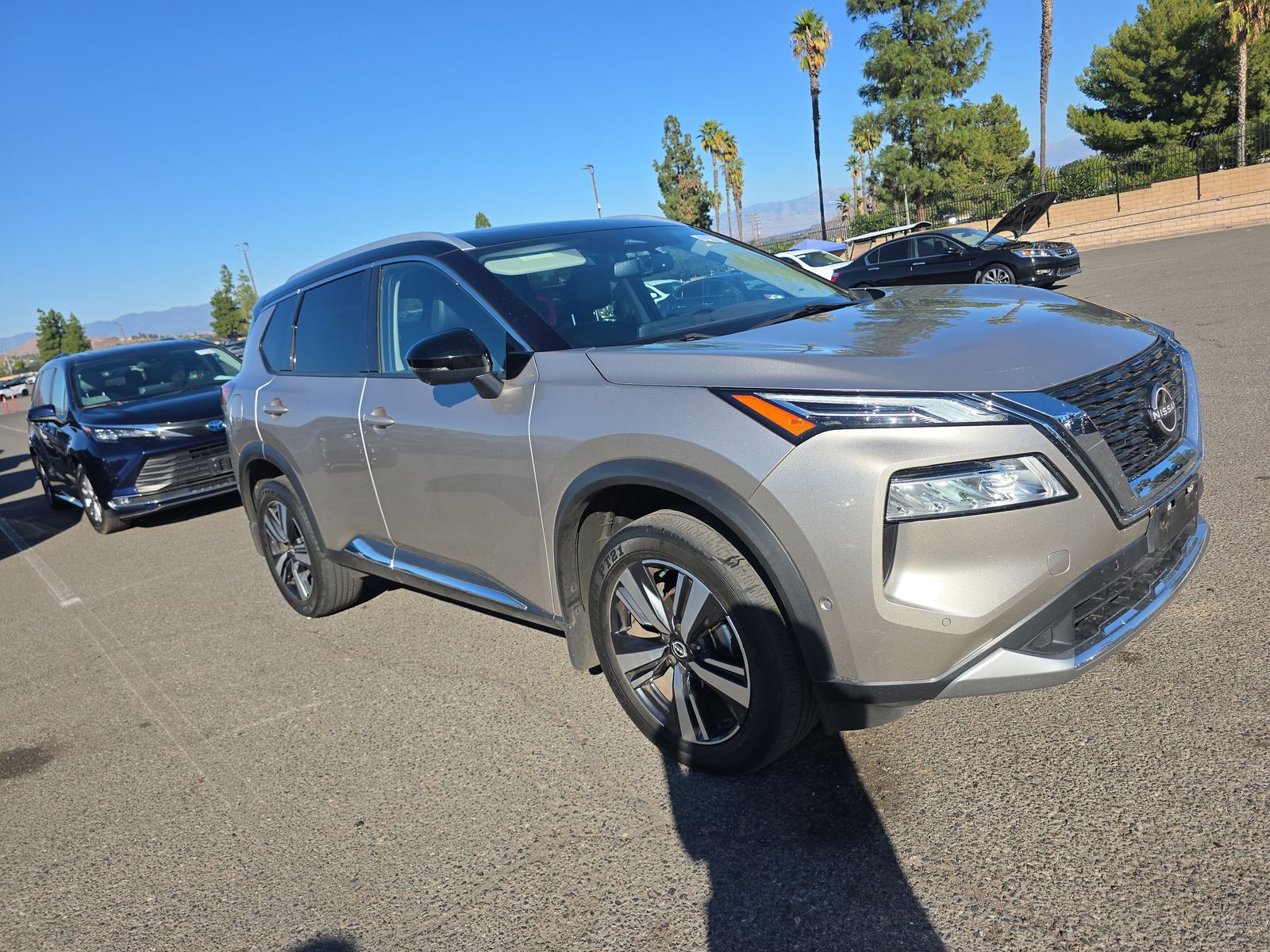 2023 Nissan Rogue Platinum AWD