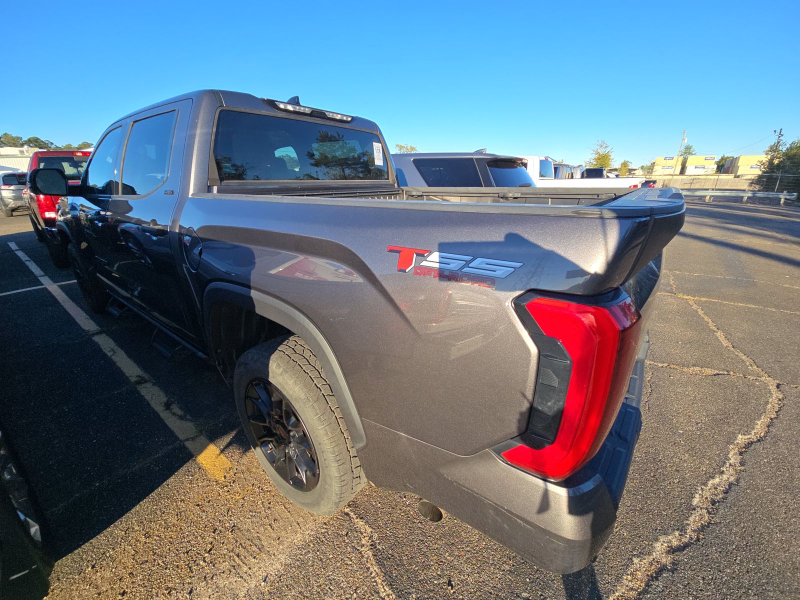 2022 Toyota Tundra SR5 AWD