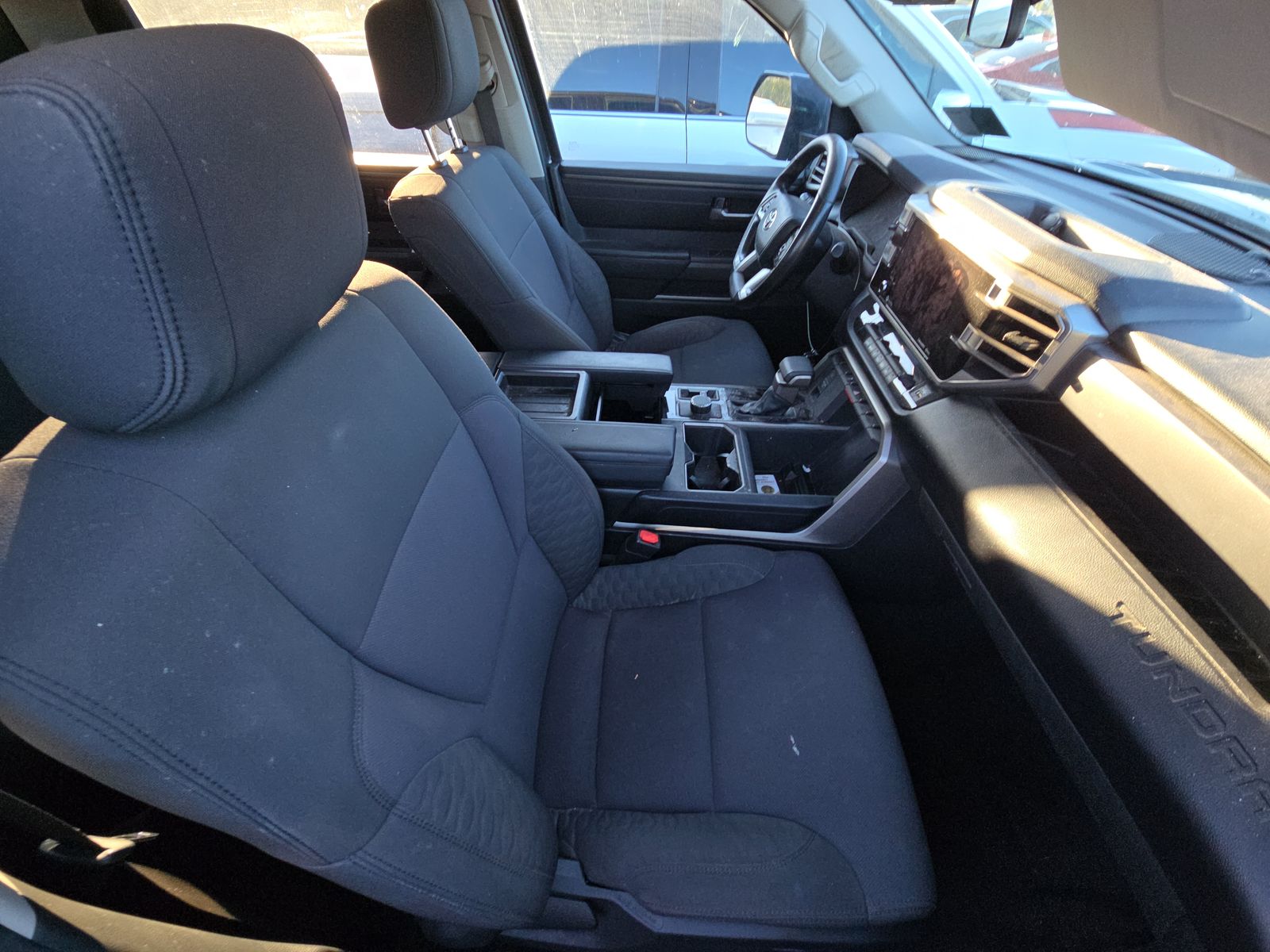 2022 Toyota Tundra SR5 AWD