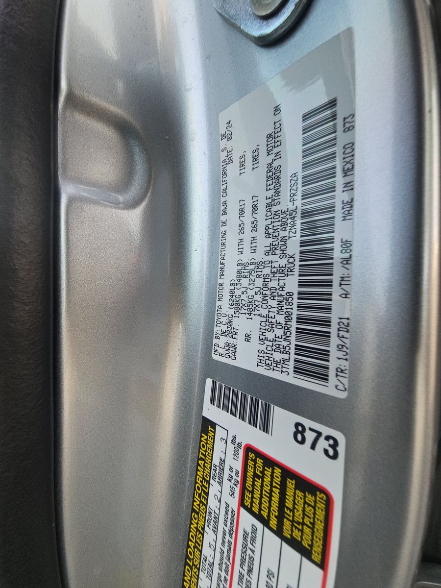 2024 Toyota Tacoma TRD Off-Road AWD