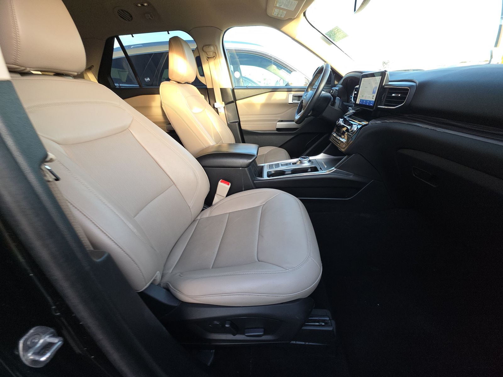 2023 Ford Explorer Limited RWD