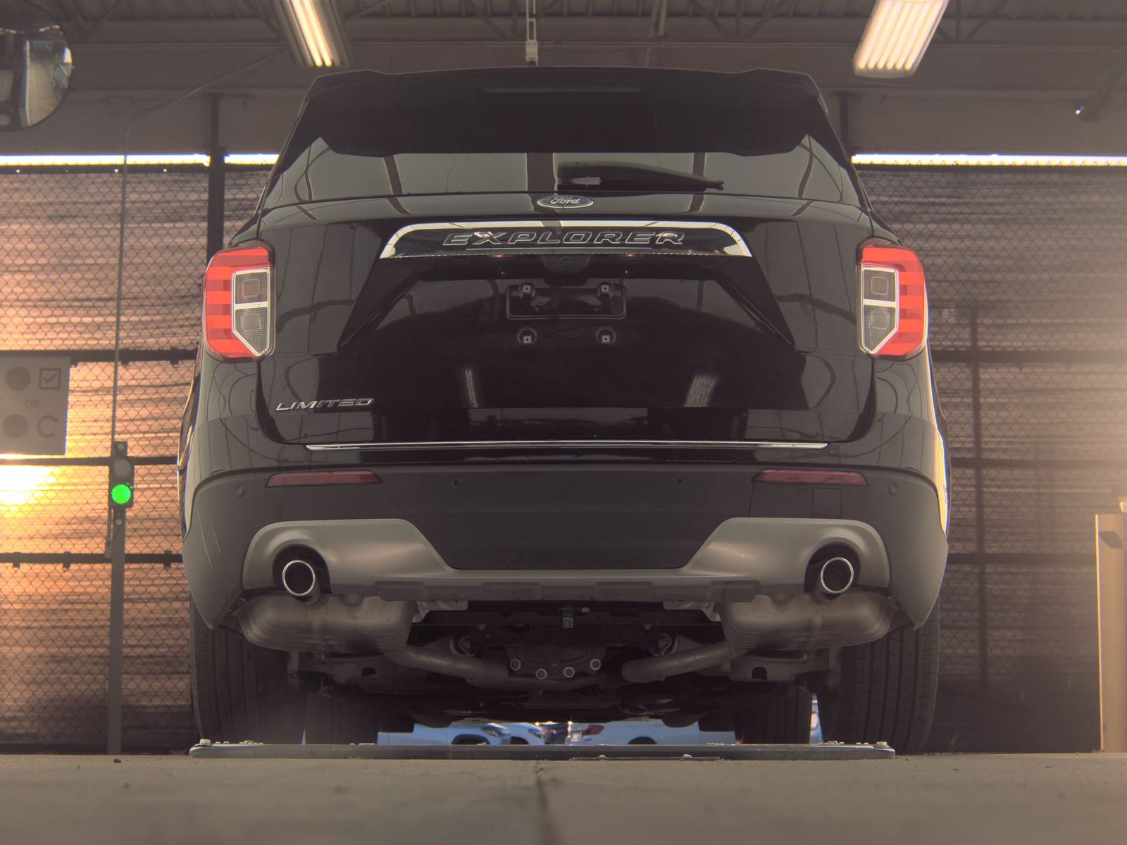 2023 Ford Explorer Limited RWD