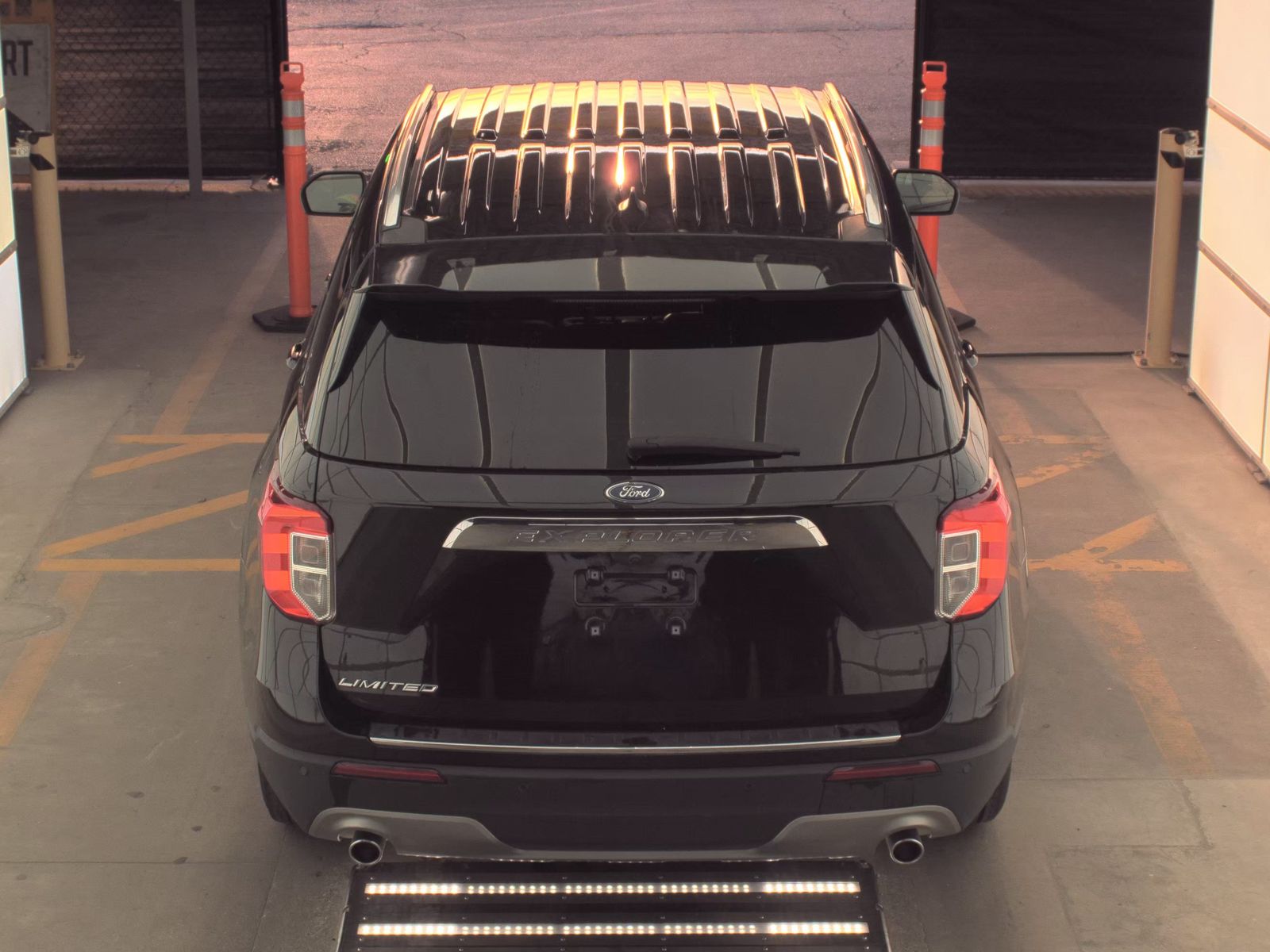 2023 Ford Explorer Limited RWD