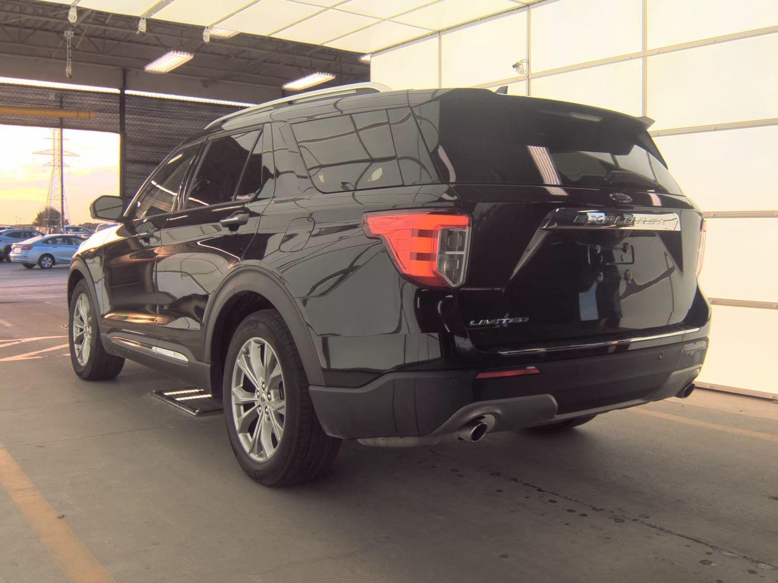 2023 Ford Explorer Limited RWD