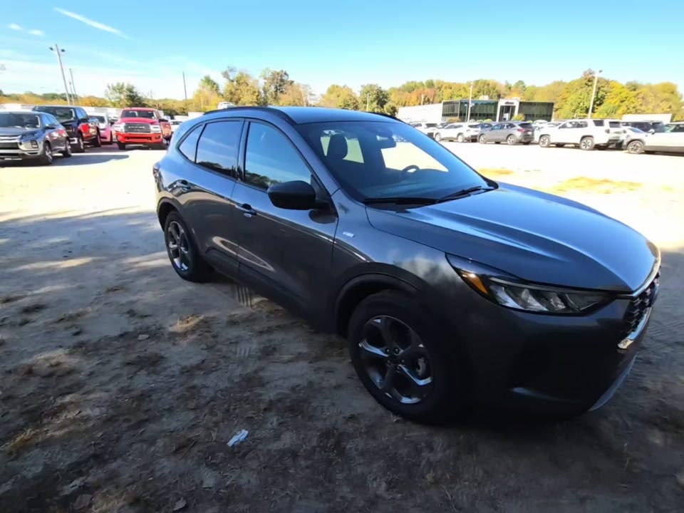 2025 Ford Escape ST-Line FWD