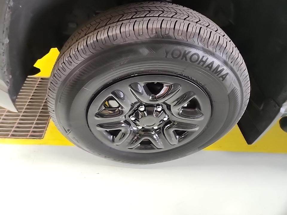 2025 Toyota Tundra SR5 AWD