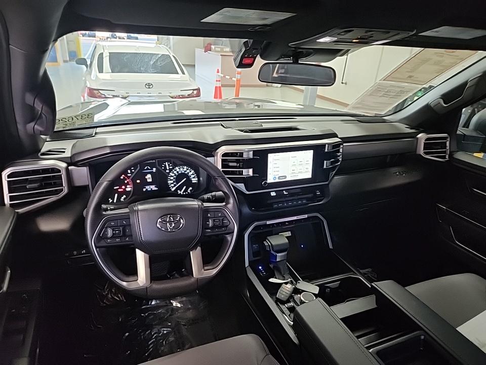 2025 Toyota Tundra SR5 AWD