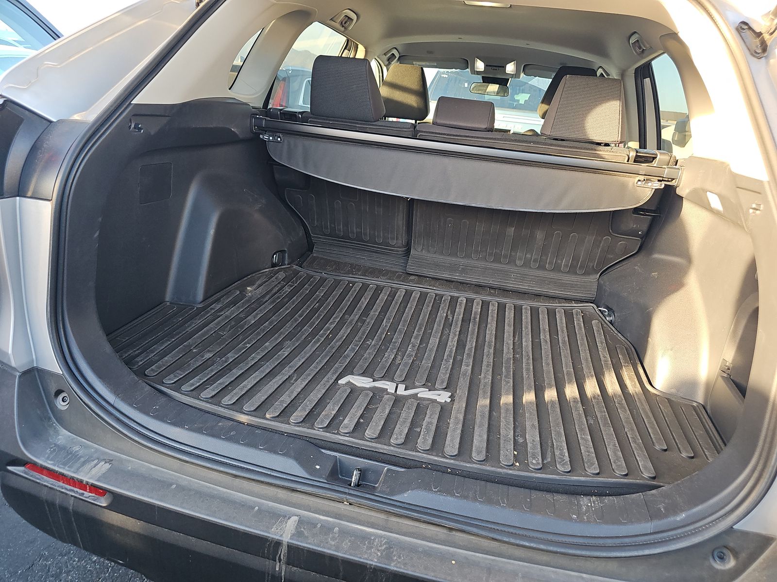 2023 Toyota RAV4 Hybrid LE AWD