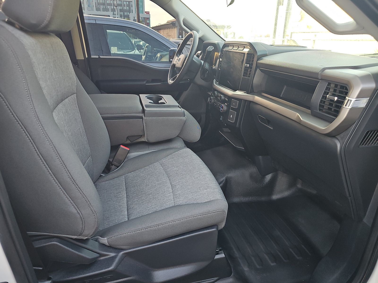 2024 Ford F-150 XL AWD