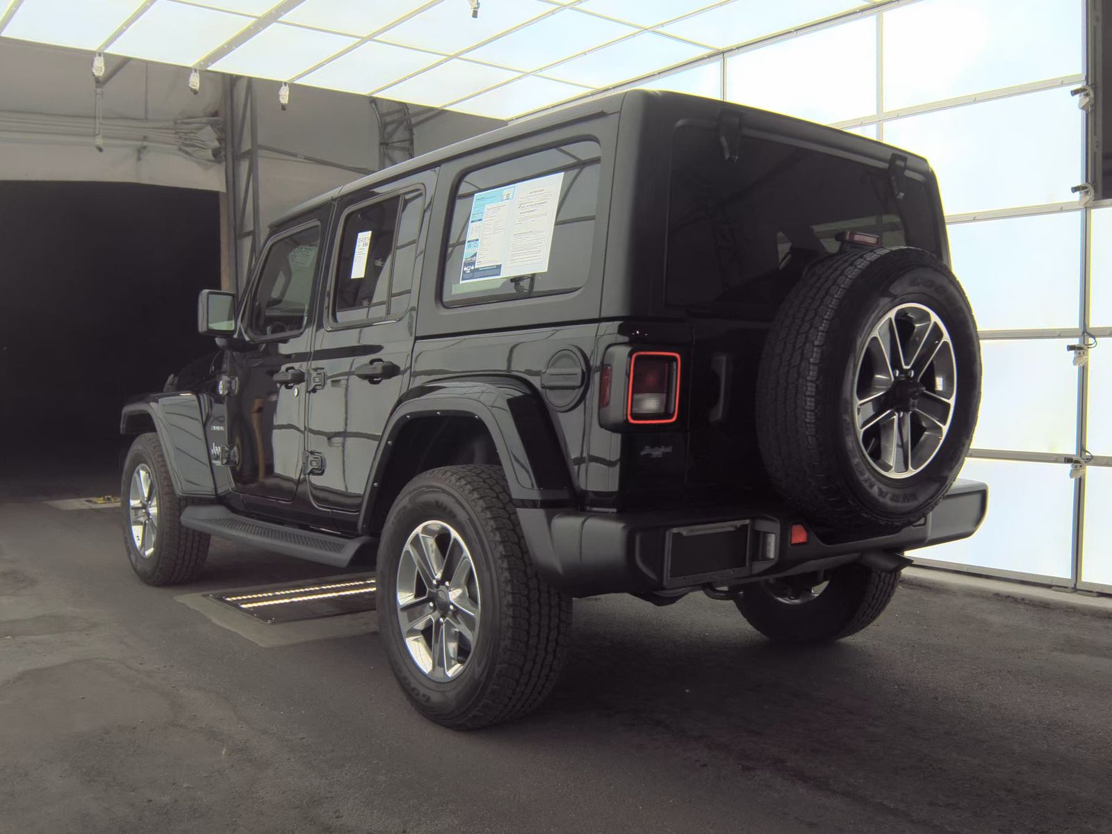 2022 Jeep Wrangler Unlimited Sahara AWD