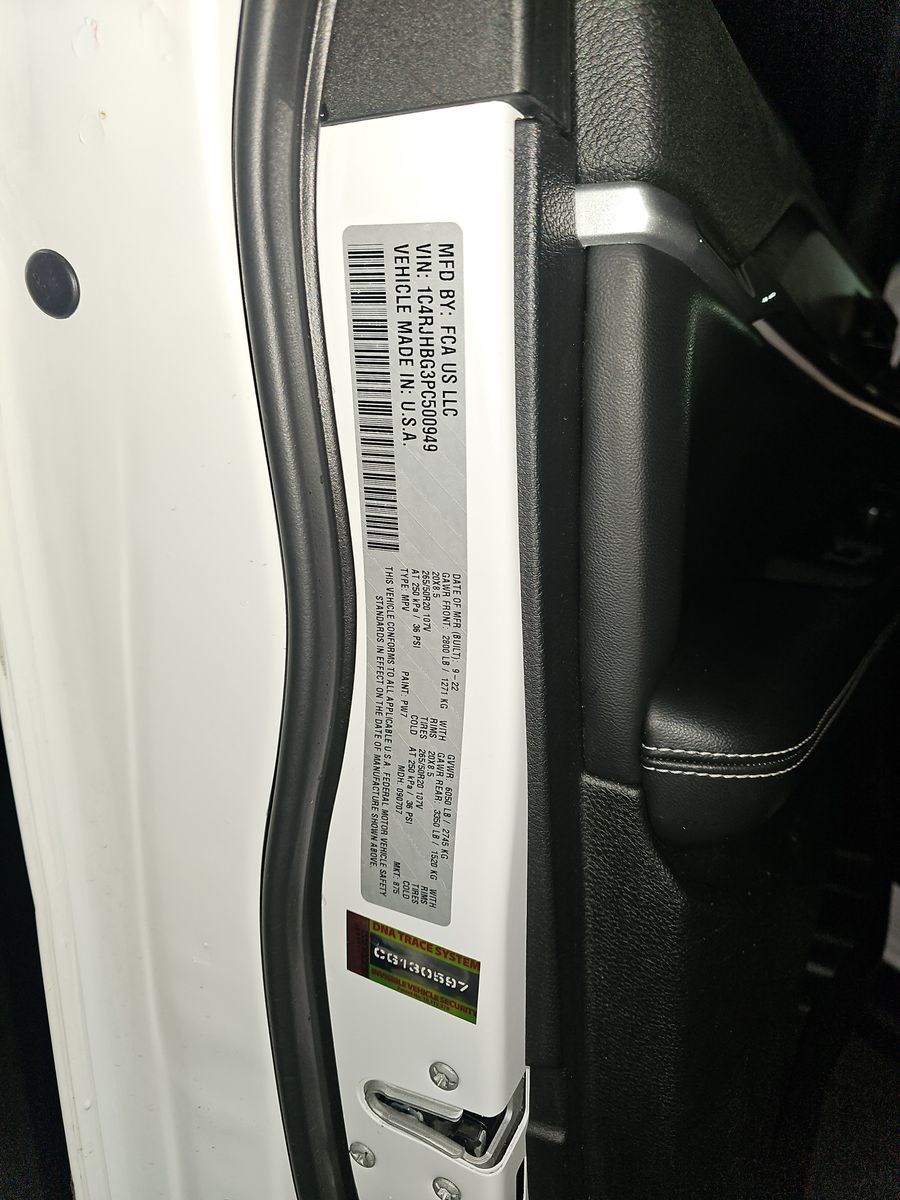 2023 Jeep Grand Cherokee Limited AWD