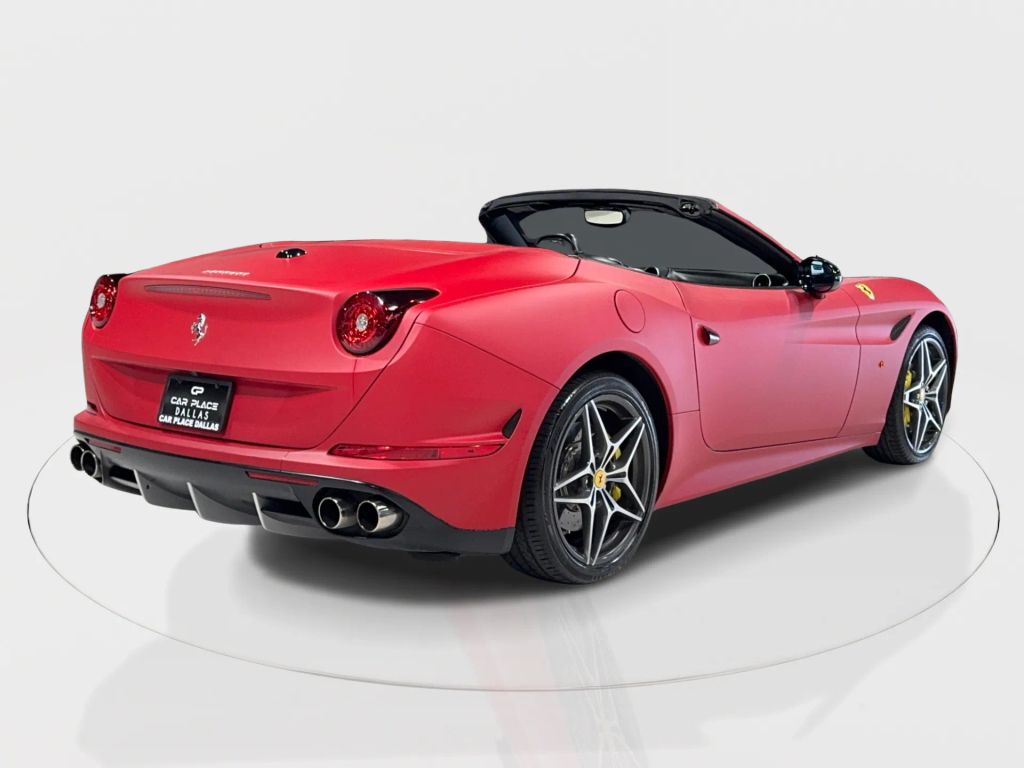 2016 Ferrari California T RWD