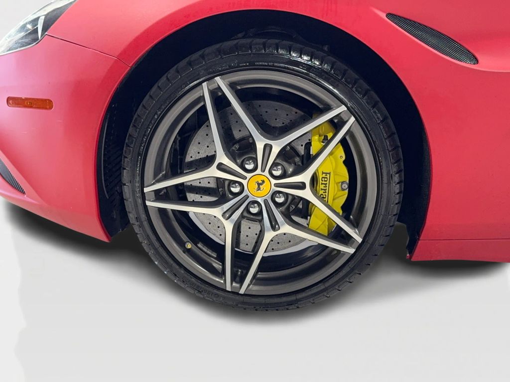 2016 Ferrari California T RWD