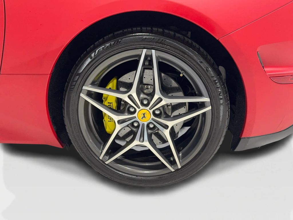 2016 Ferrari California T RWD