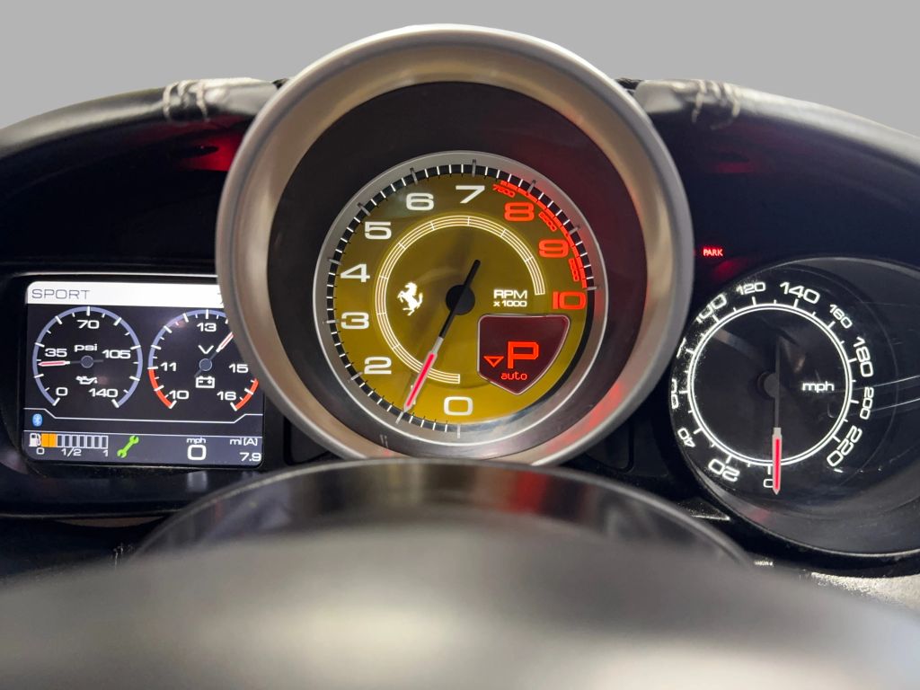 2016 Ferrari California T RWD