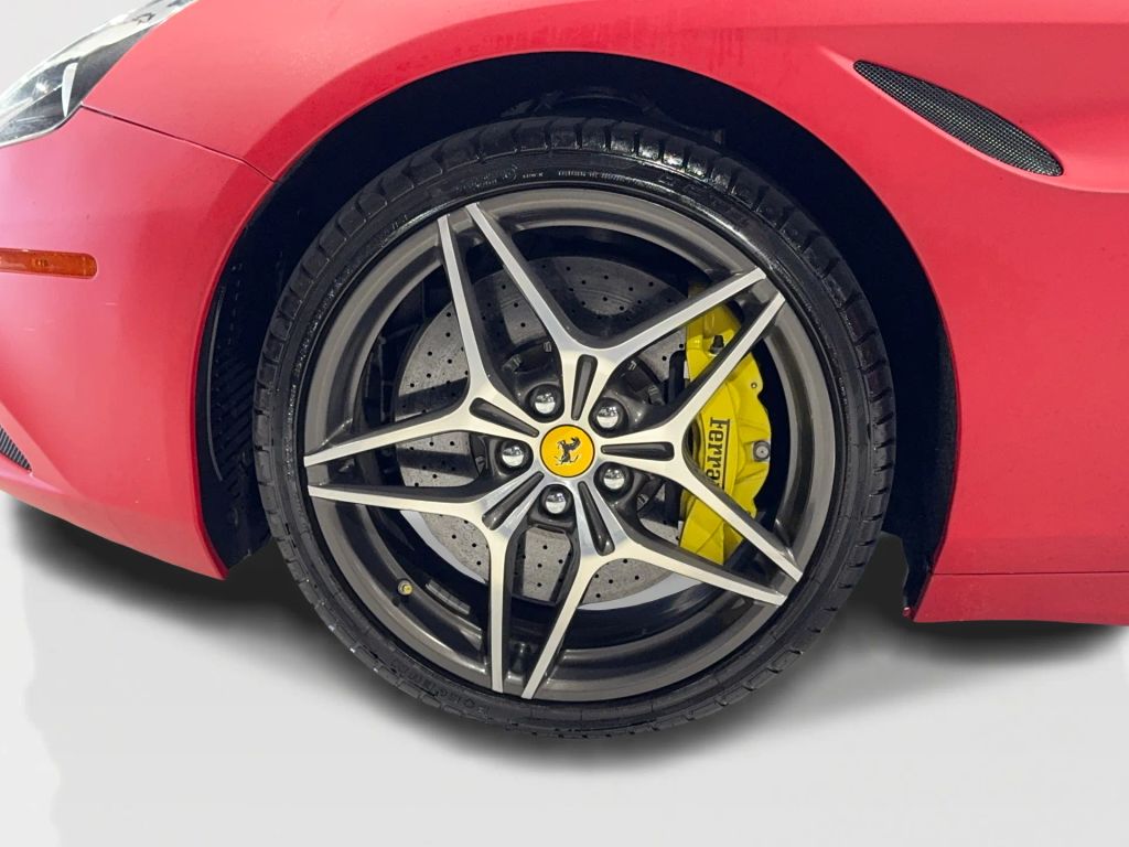 2016 Ferrari California T RWD