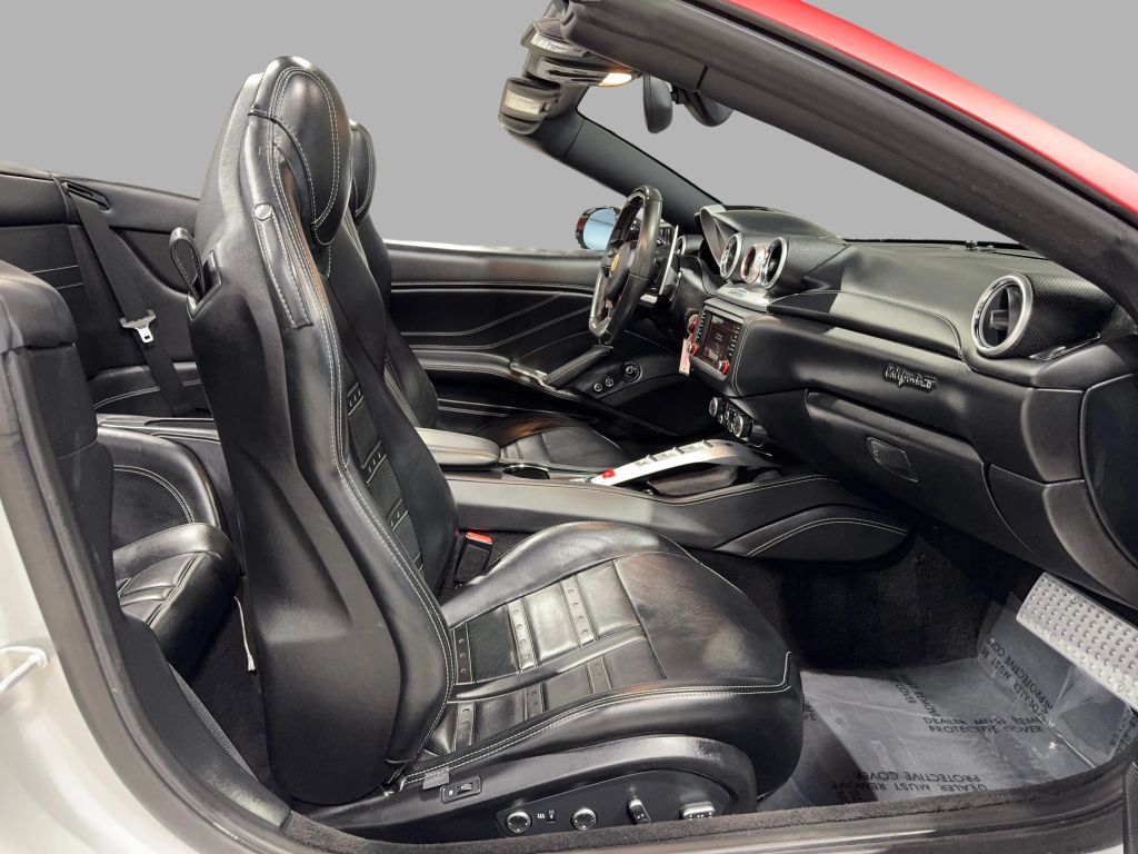2016 Ferrari California T RWD