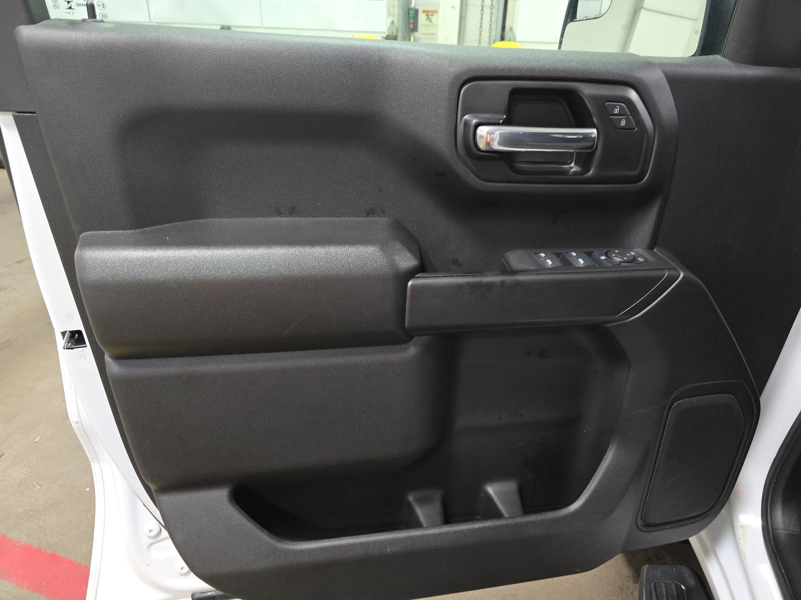 2025 Chevrolet Silverado 1500 Custom Trail Boss AWD