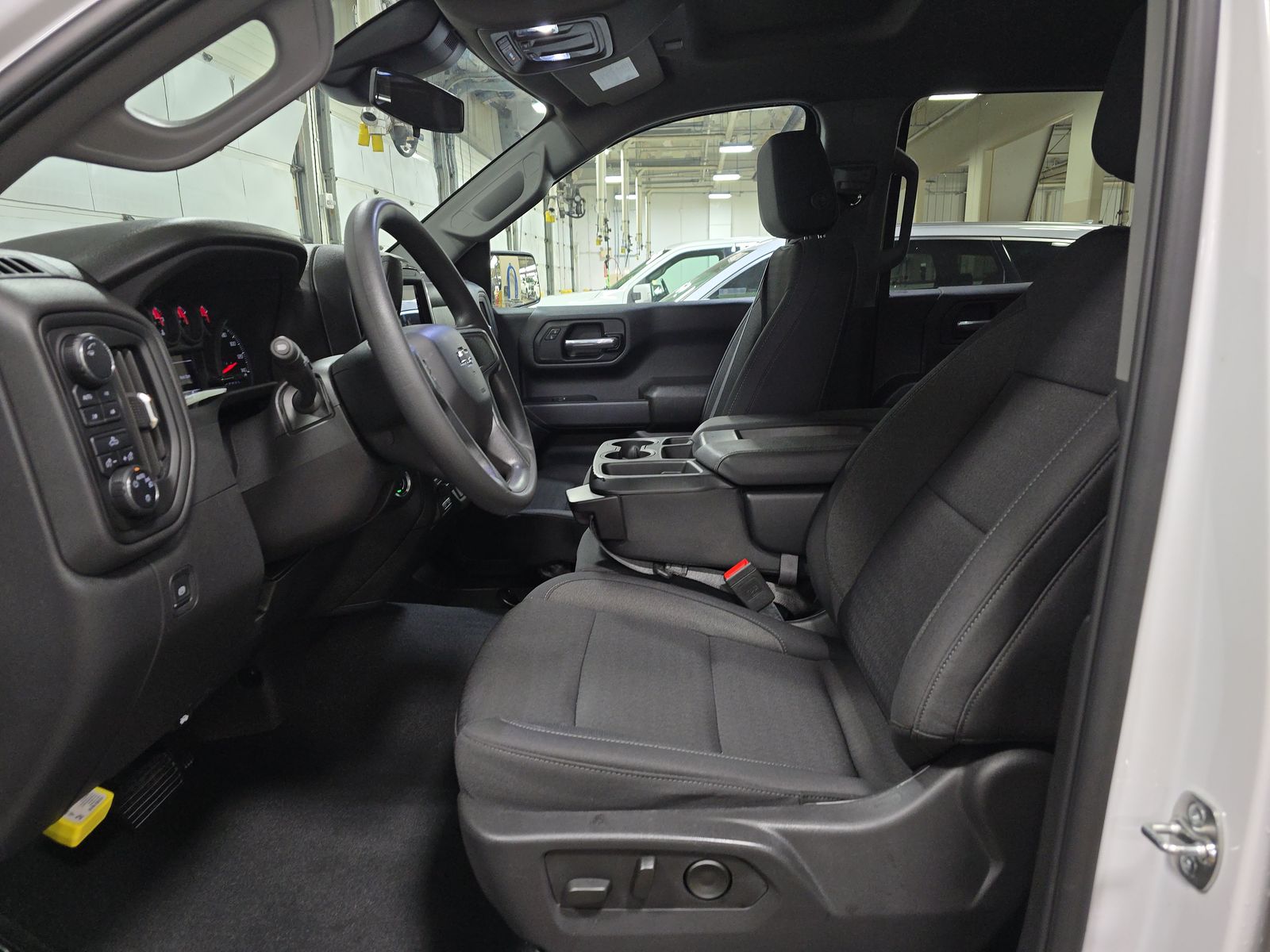 2025 Chevrolet Silverado 1500 Custom Trail Boss AWD