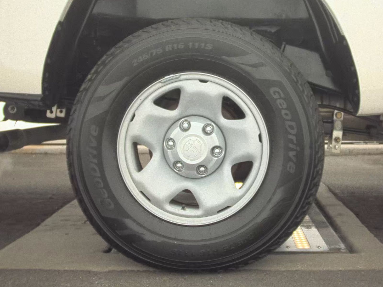 2022 Toyota Tacoma SR RWD