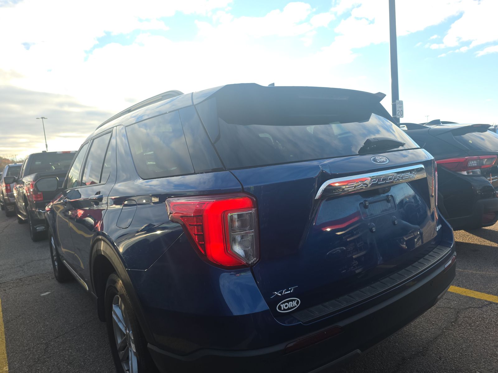 2022 Ford Explorer XLT AWD