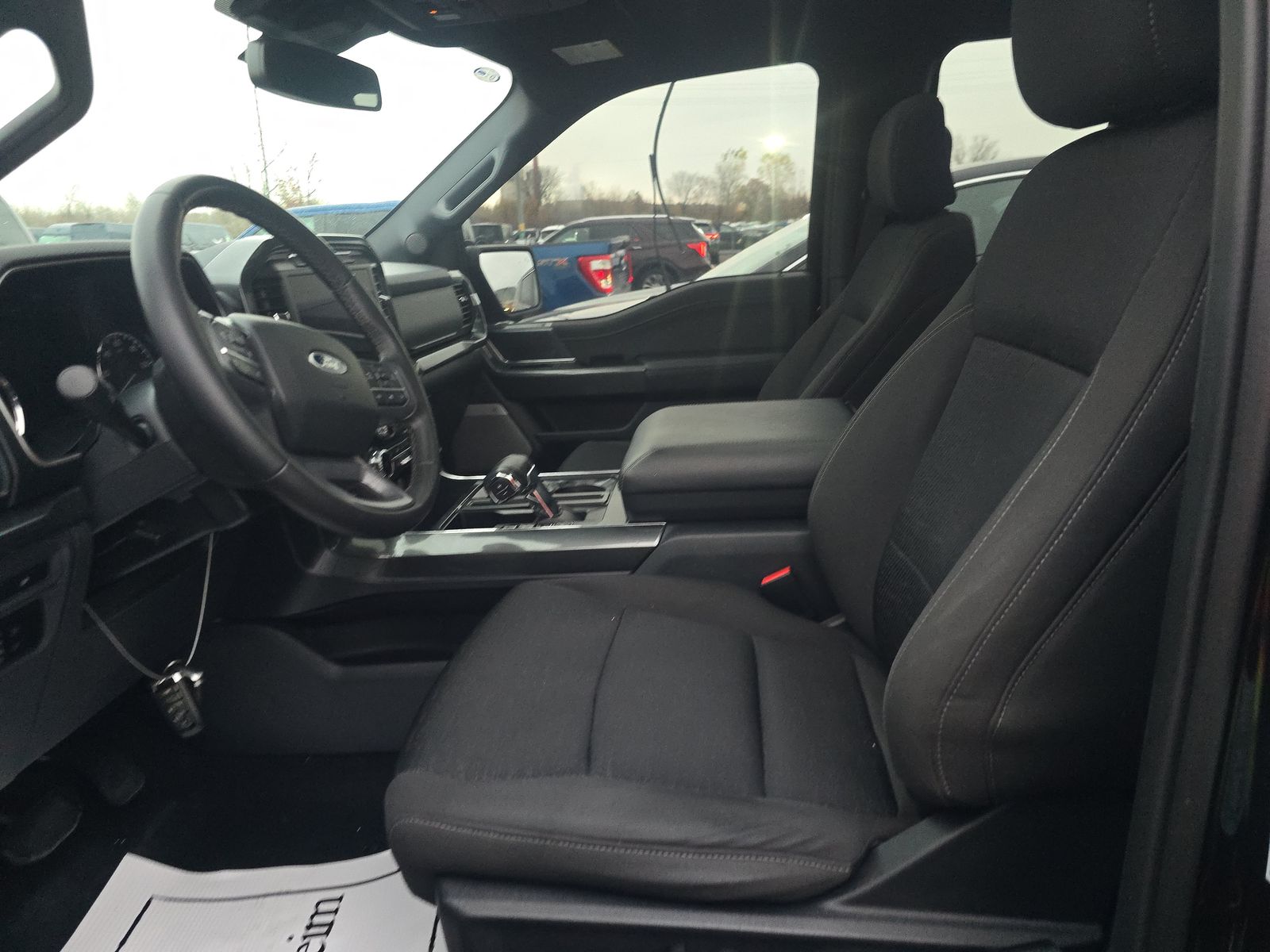 2023 Ford F-150 XLT AWD