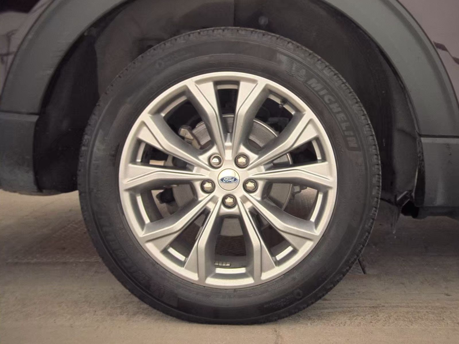 2023 Ford Explorer Limited AWD