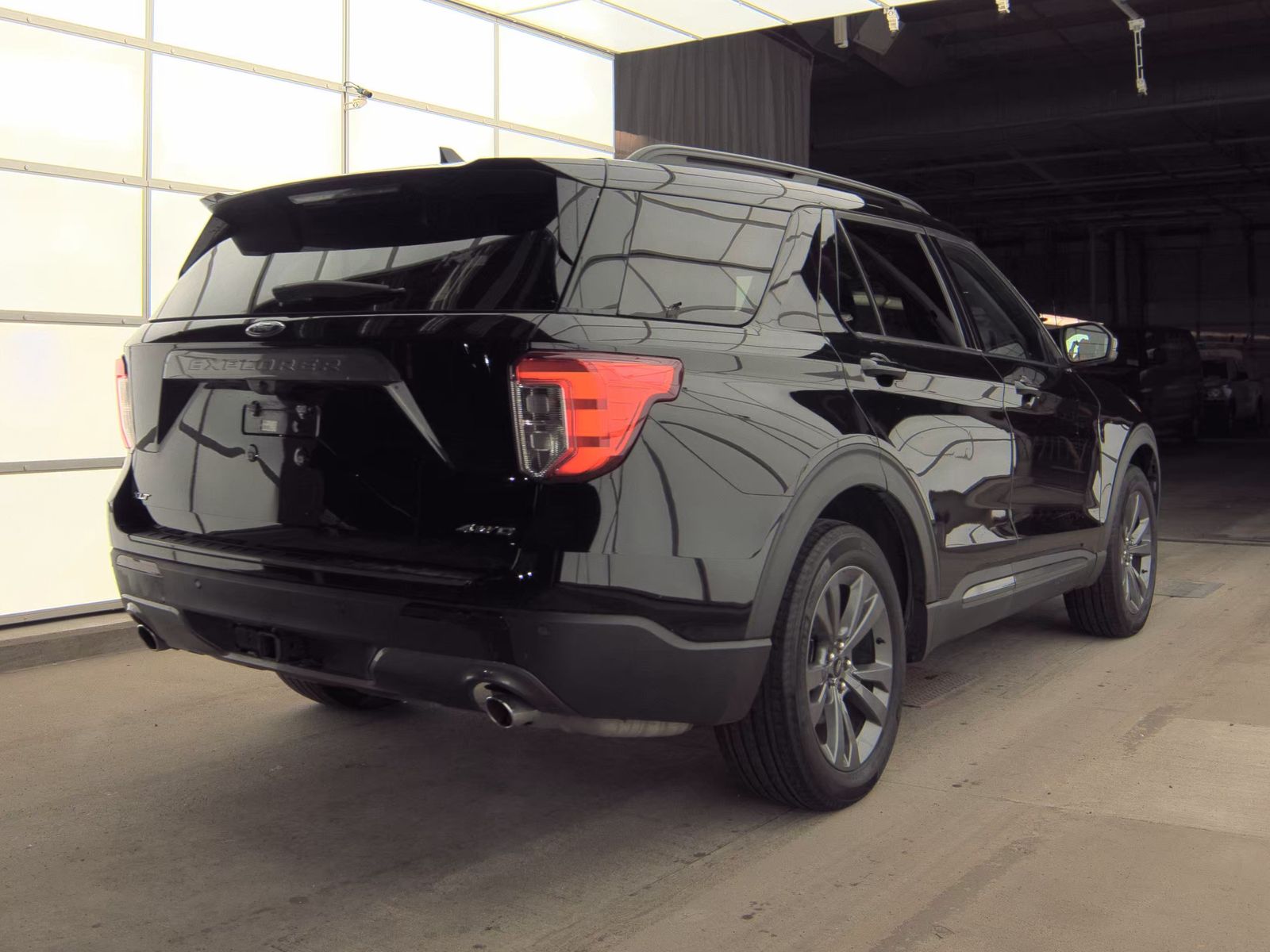 2023 Ford Explorer XLT AWD