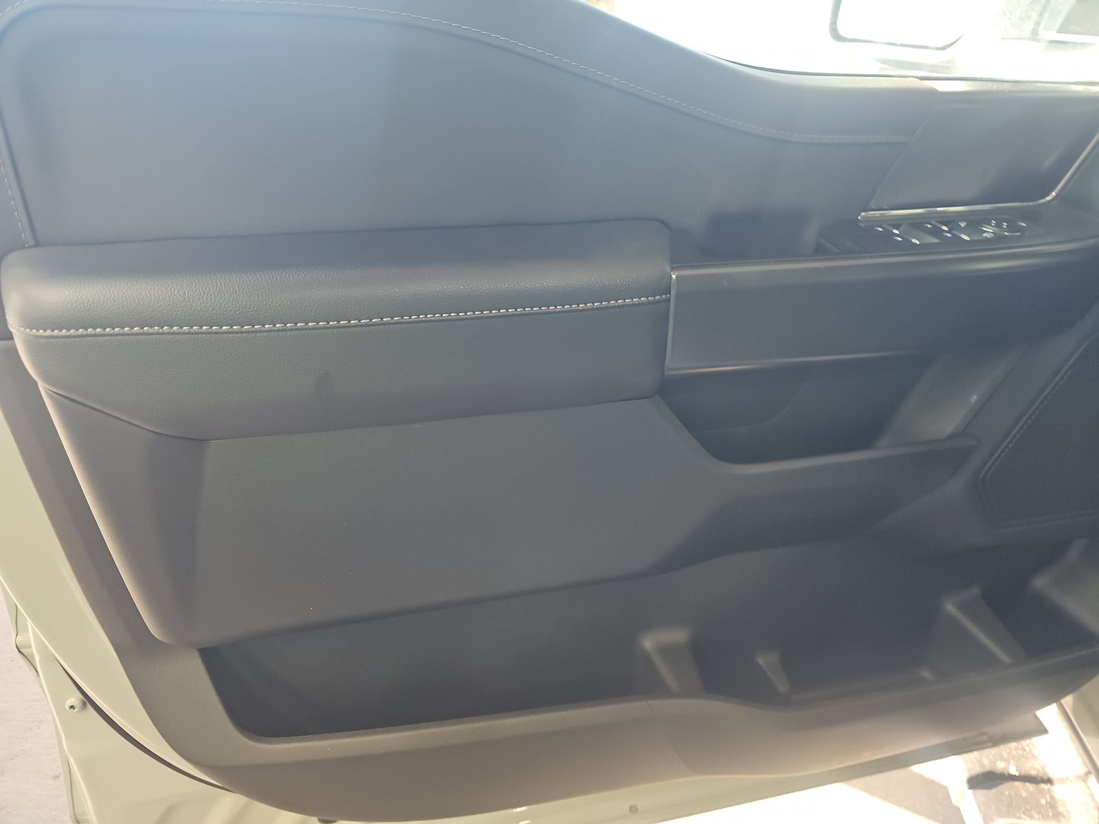 2024 Ford F-150 Hybrid XLT AWD