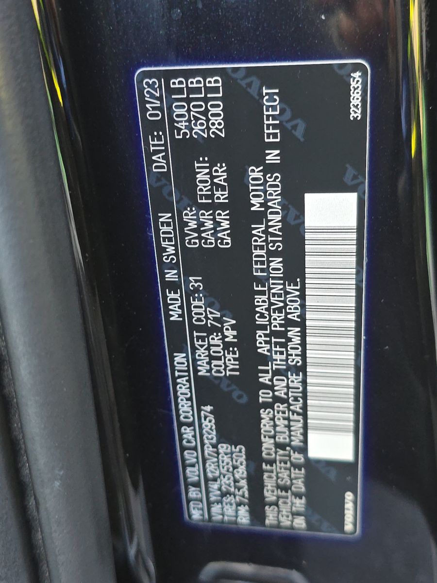 2023 Volvo XC60 B5 Core AWD