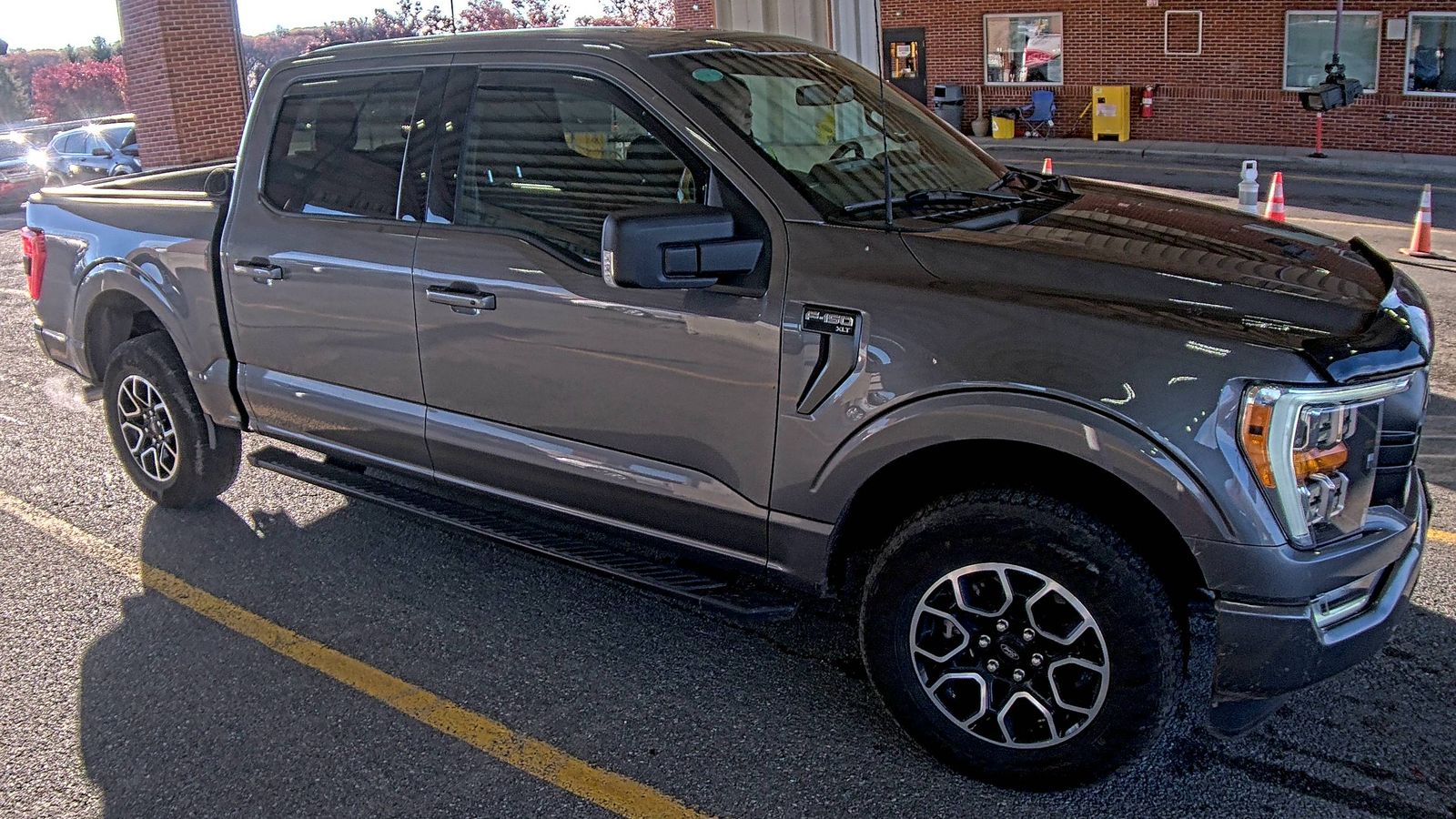 2023 Ford F-150 XLT AWD