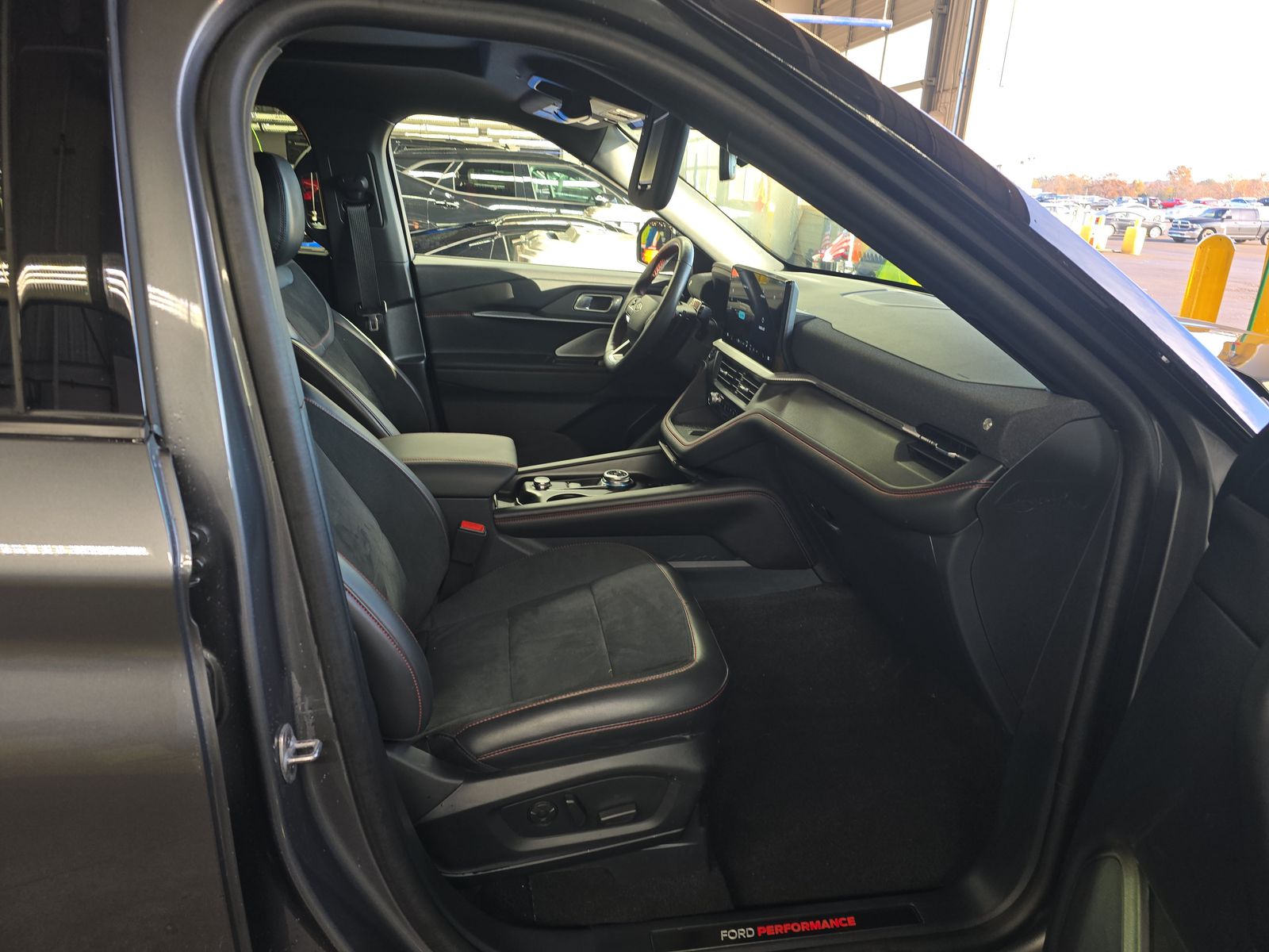 2025 Ford Explorer ST AWD