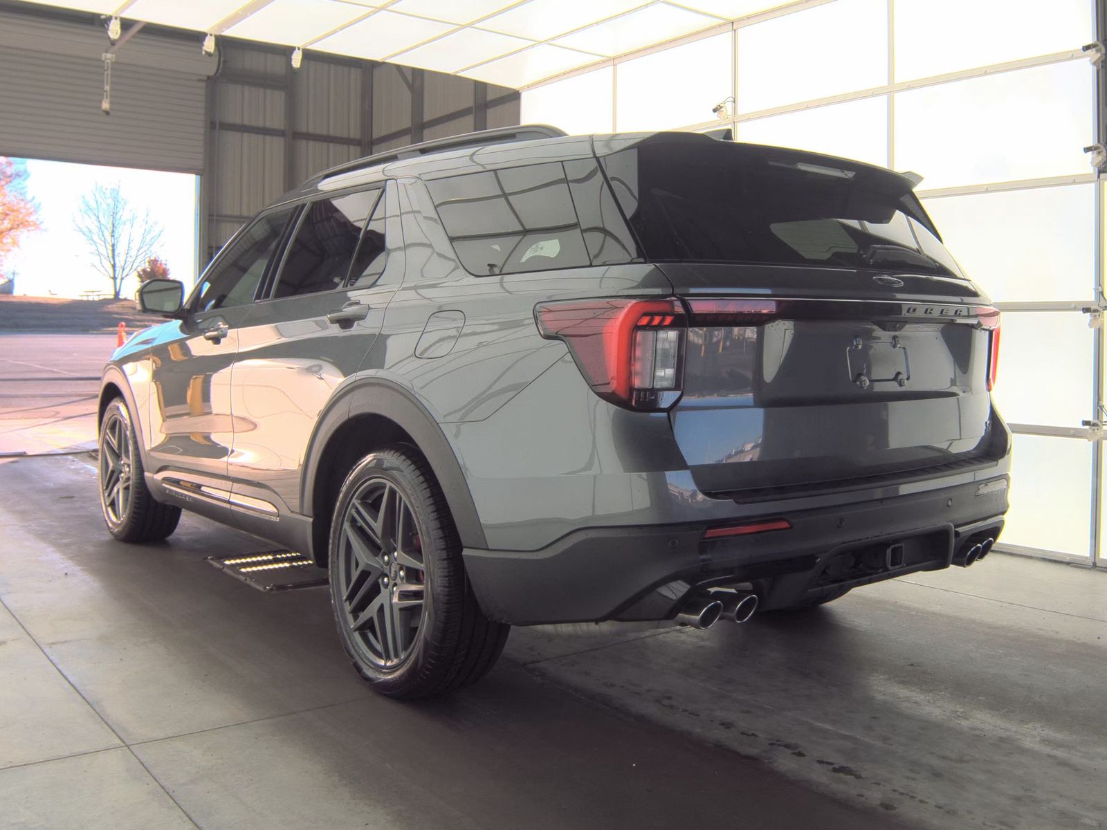 2025 Ford Explorer ST AWD