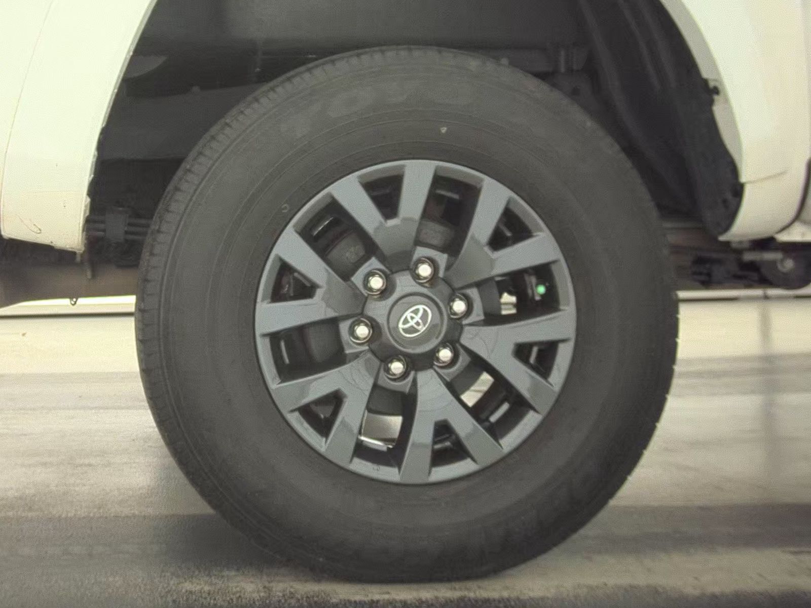 2023 Toyota Tacoma SR5 RWD