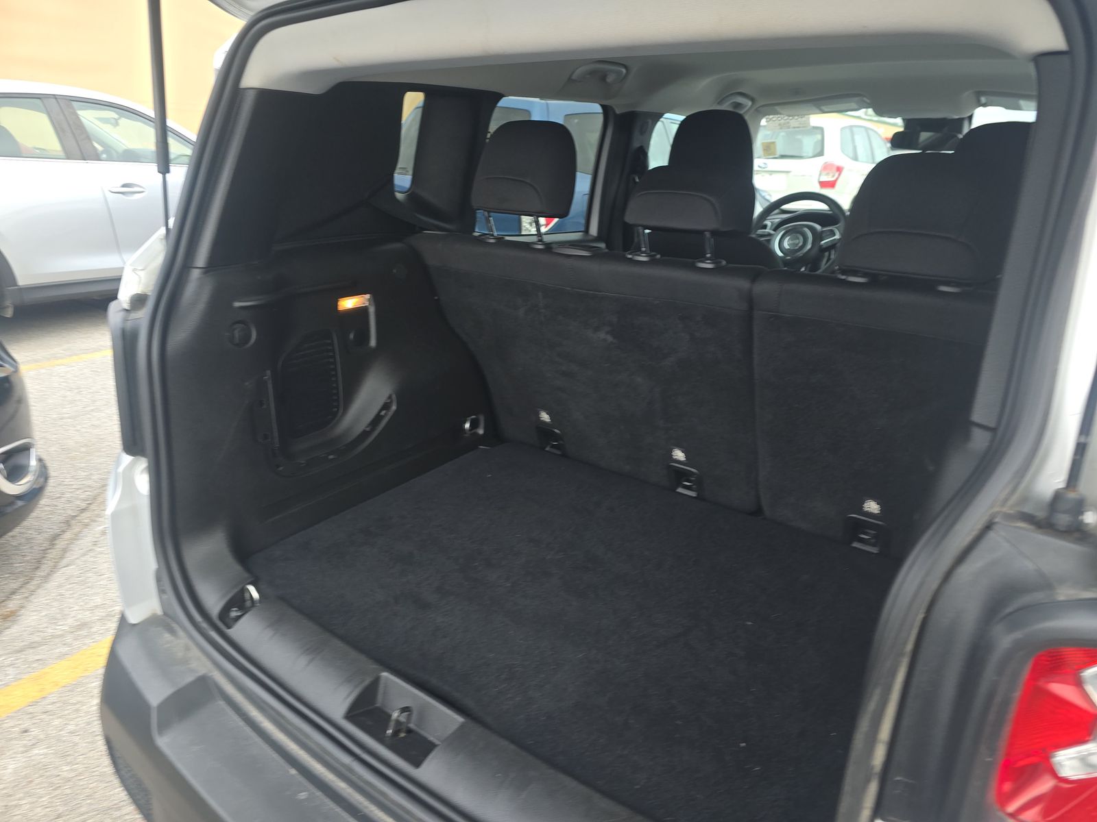 2019 Jeep Renegade Latitude FWD