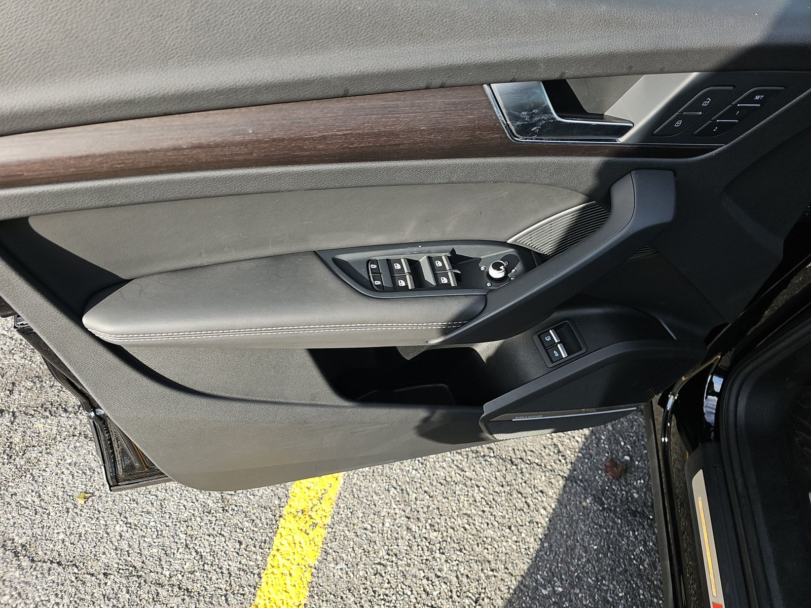 2024 Audi Q5 e Plug-In Hybrid S line Prestige AWD