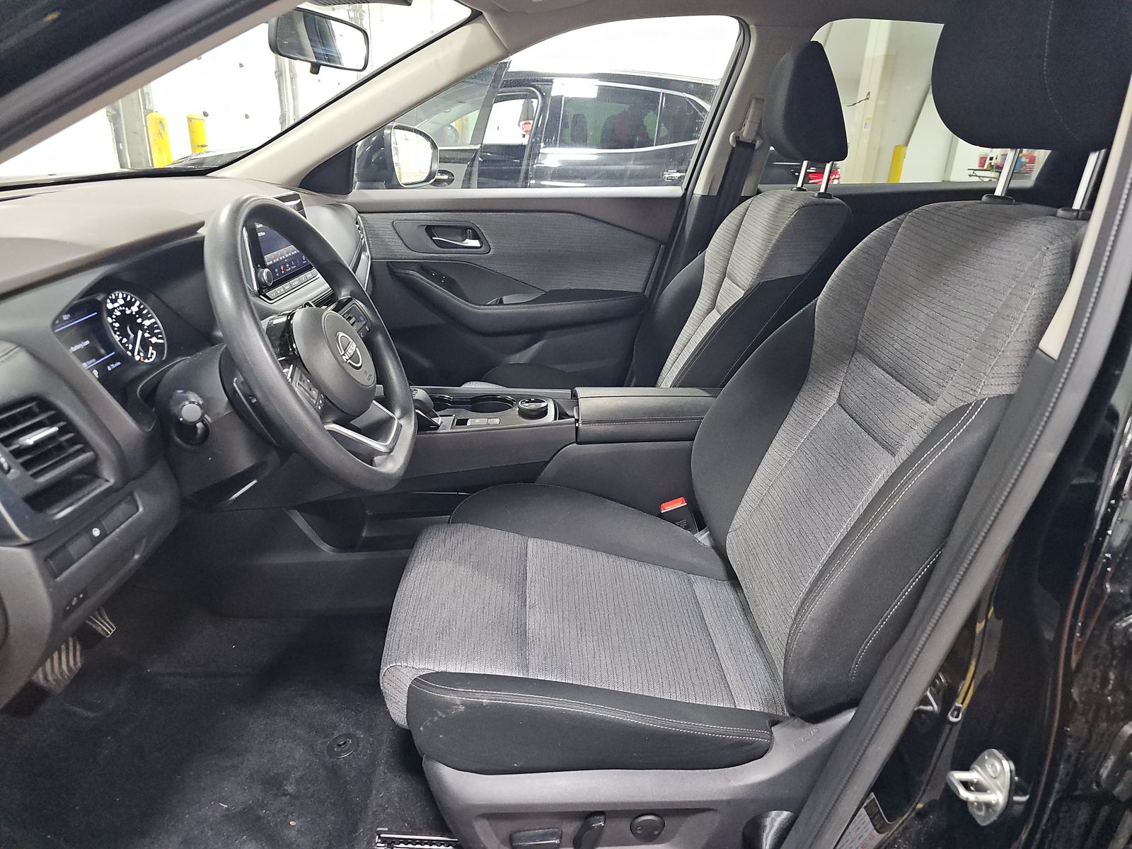 2023 Nissan Rogue SV AWD