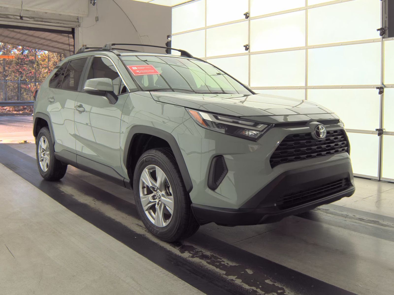2023 Toyota RAV4 XLE FWD