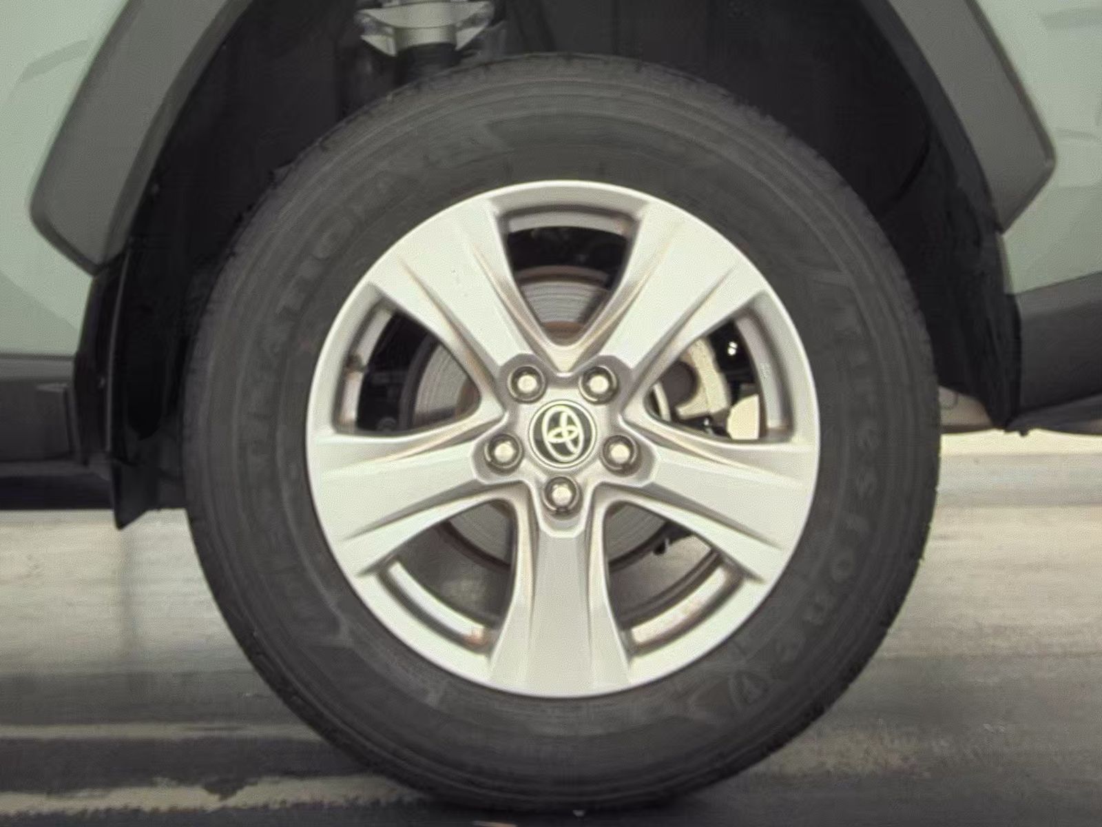 2023 Toyota RAV4 XLE FWD