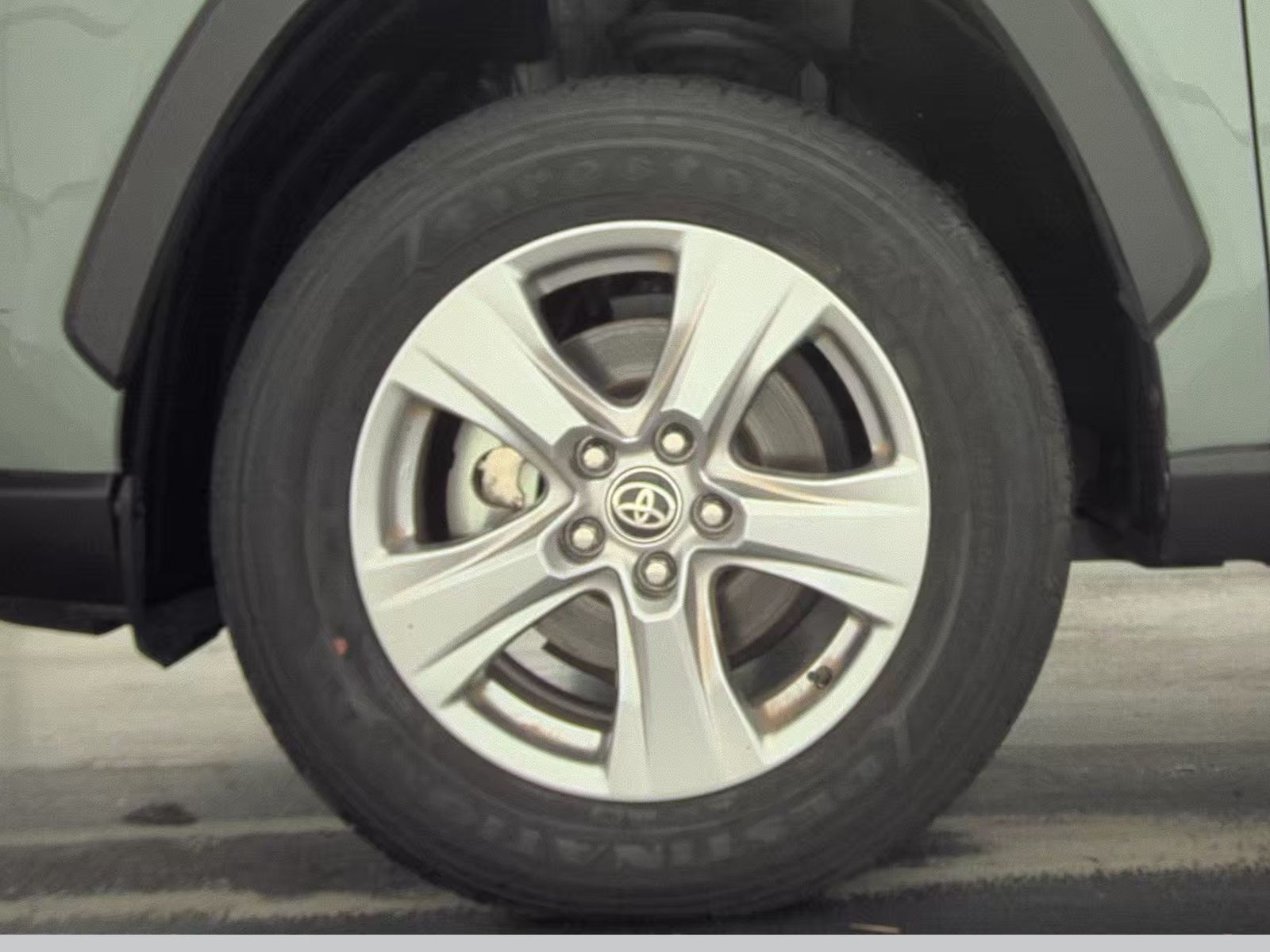 2023 Toyota RAV4 XLE FWD