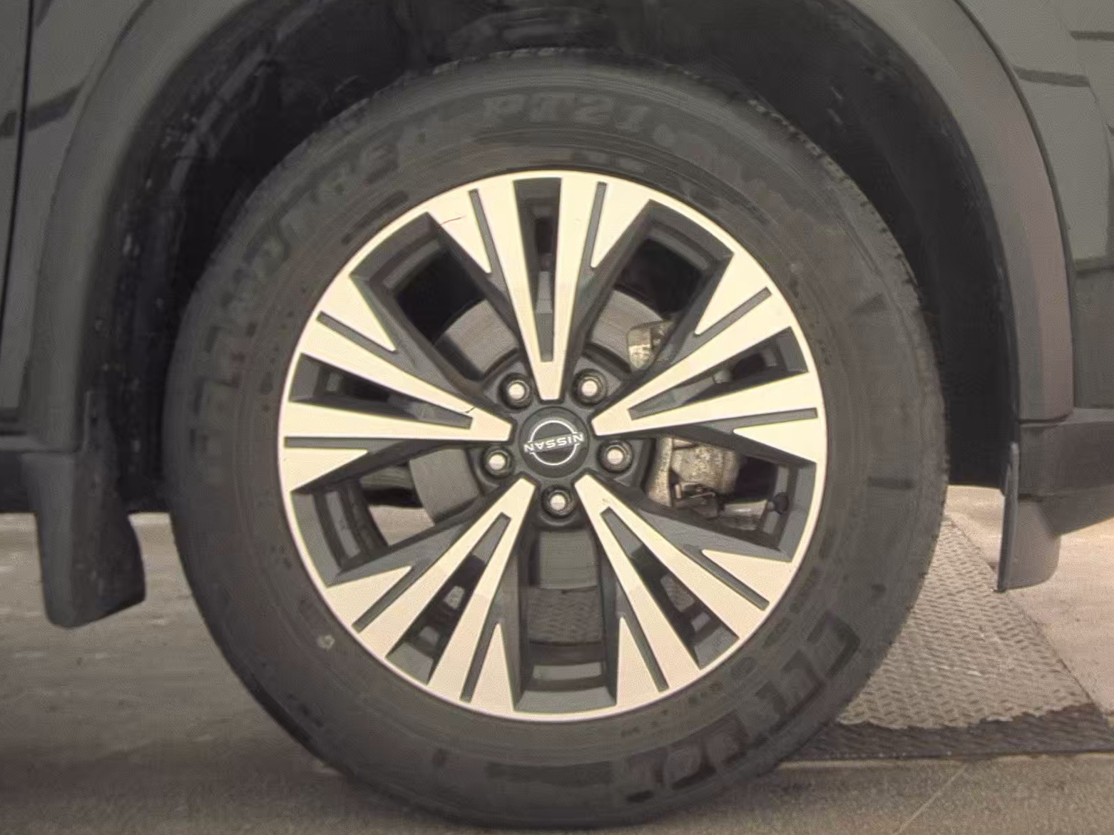 2023 Nissan Rogue SV AWD