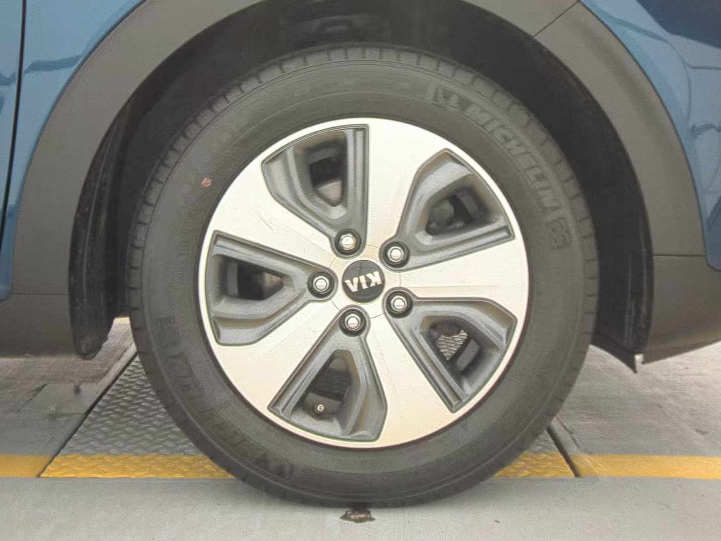 2020 Kia Niro LX FWD