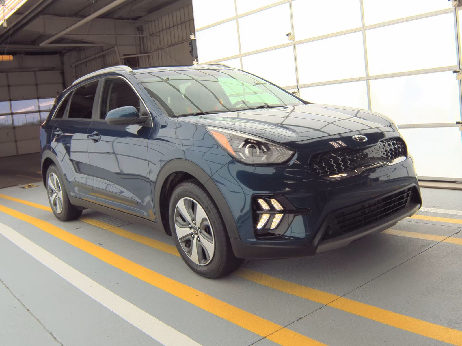 2020 Kia Niro LX FWD