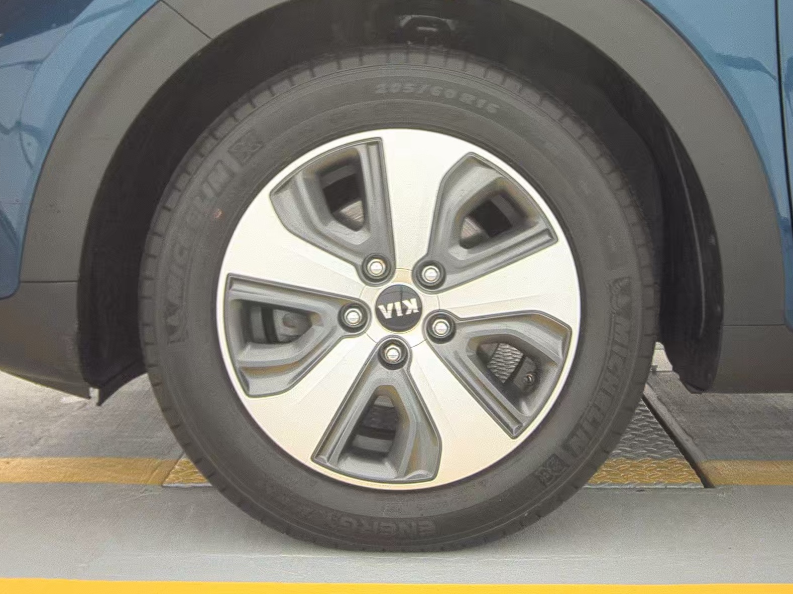 2020 Kia Niro LX FWD